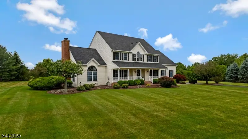 23 Deer Path, Flagtown, NJ 08844 - #2