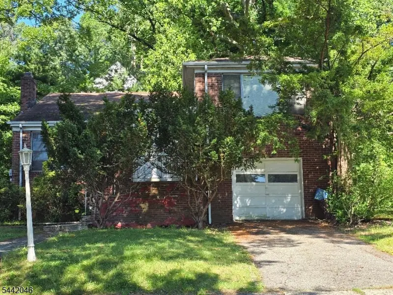 3 Gilbert Pl, West Orange, NJ 07052 - #1