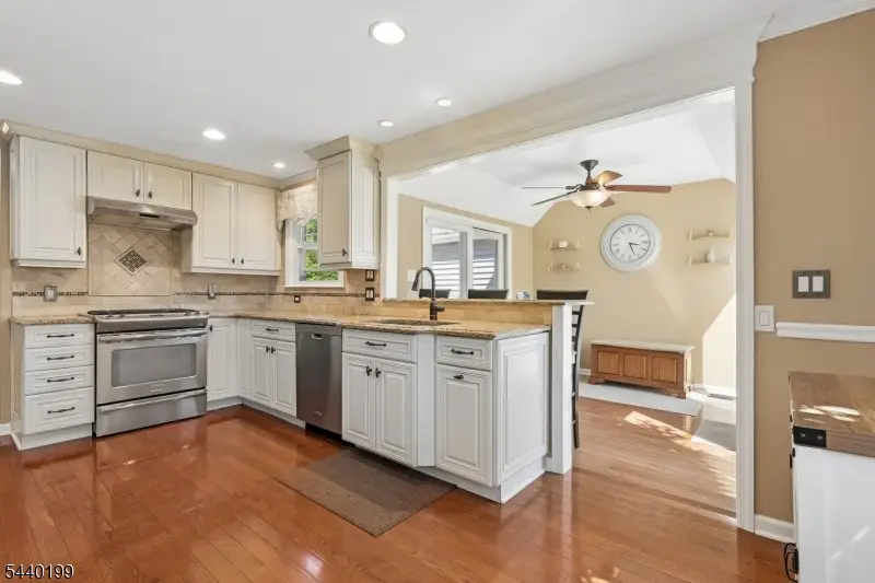 2556 Mountain Ave, Scotch Plains, NJ 07076 - #3