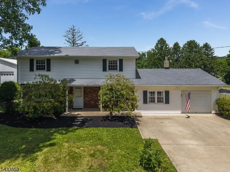 44 Pleasant Valley Rd, Brass Castle, NJ 07882 - #2