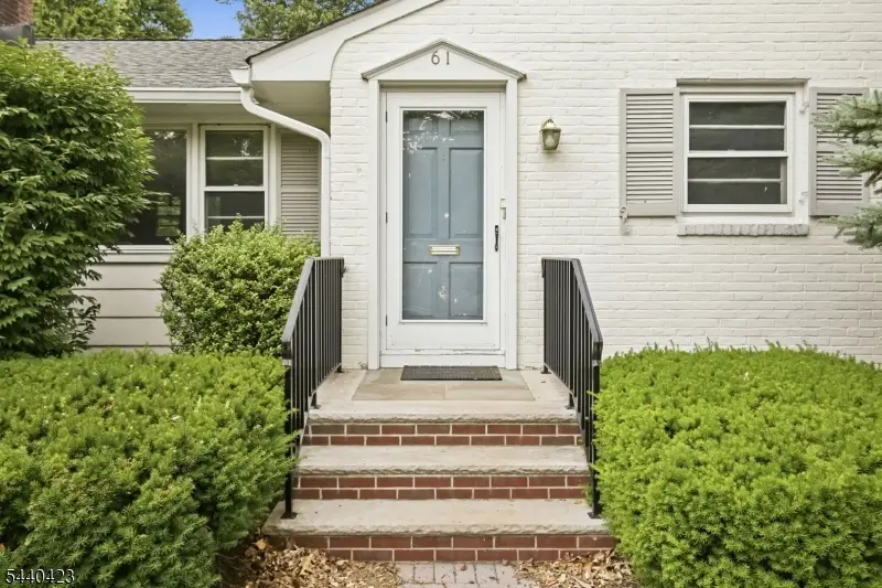 61 Samson Ave, Madison, NJ 07940 - #2