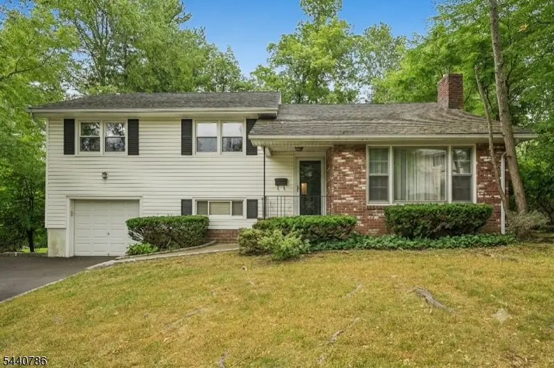 3 Shelley Ter, West Orange, NJ 07052 - #1