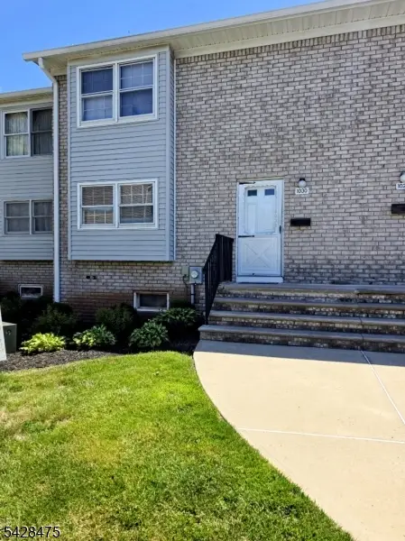 1030 Robin Rd, Hillsborough, NJ 08844 - #1