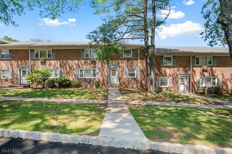 41 Wedgewood Drive Unit 118, Verona, NJ 07044 - #1