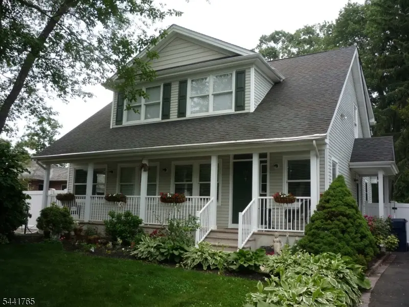 218 Maxwell Ave, Hightstown, NJ 08520 - #1