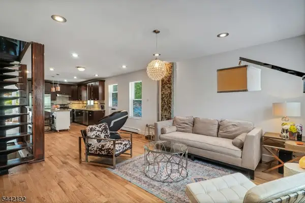 112 9th Ave W, Newark City, NJ 07107