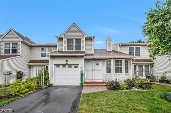 119 Choctaw Ridge Rd, Branchburg Twp., NJ 08876