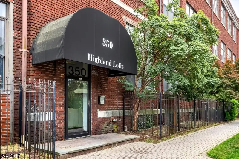 350 Scotland Rd #106, City Of Orange, NJ 07050 - #2