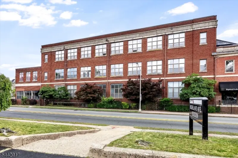 350 Scotland Rd #106, City Of Orange, NJ 07050 - #3