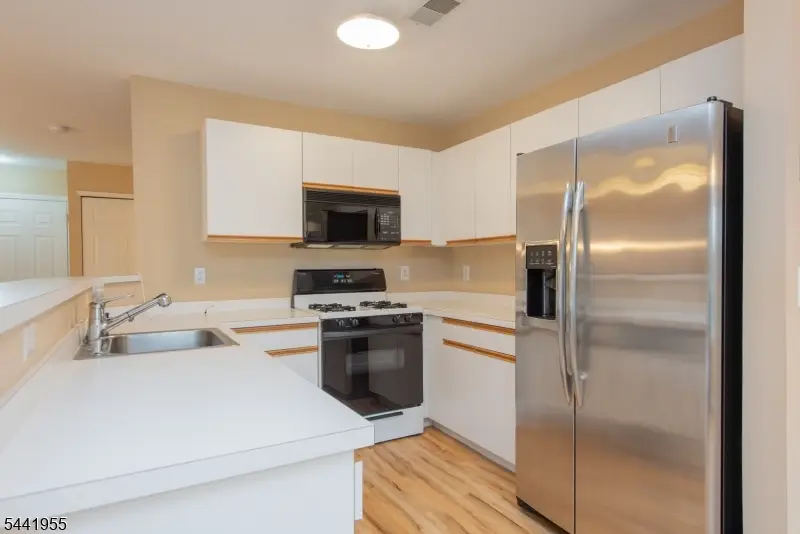 2404 Vantage Ct, Denville, NJ 07834 - #2