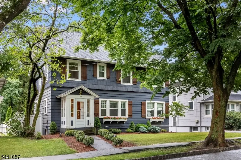 19 Forest Ave, Verona, NJ 07044 - #1