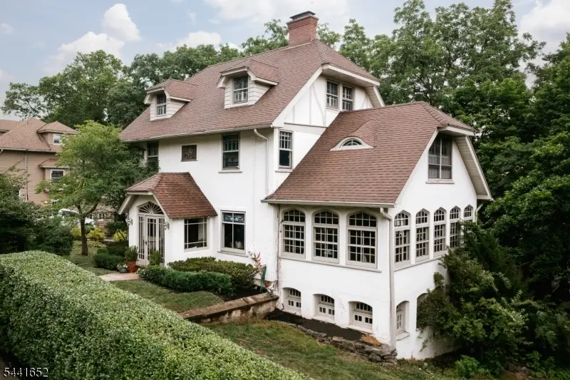 3 Overlook Ave, West Orange, NJ 07052 - #1