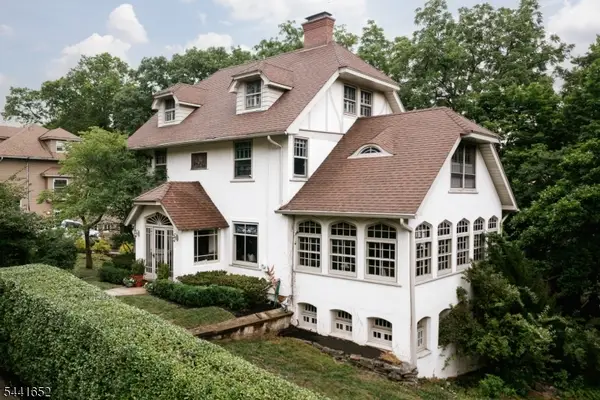 3 Overlook Ave, West Orange Twp., NJ 07052