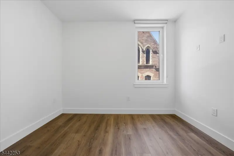 21 Lincoln Park #101, Newark, NJ 07102 - #2