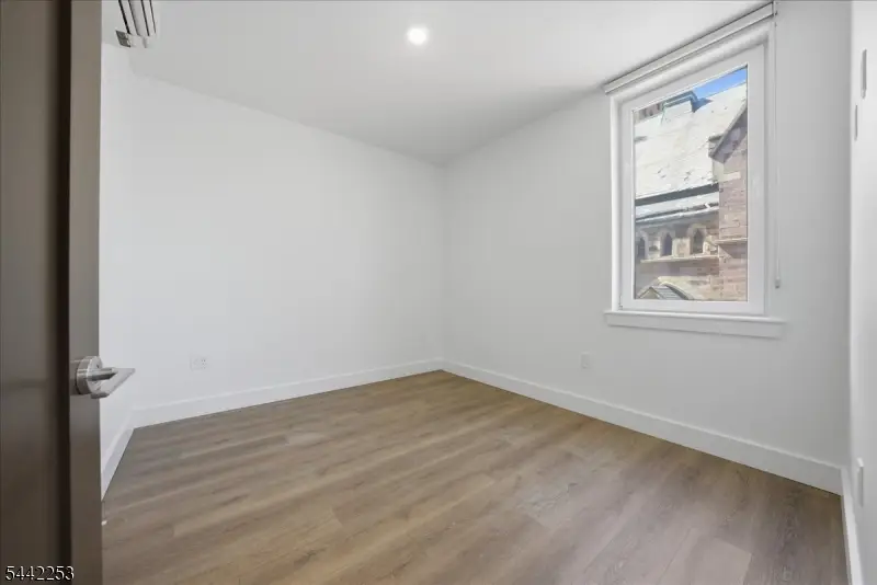 21 Lincoln Park #101, Newark, NJ 07102 - #3