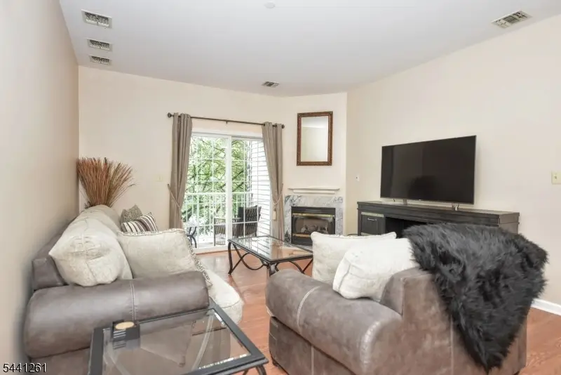 124 Barrister Dr #124, Butler, NJ 07405 - #3