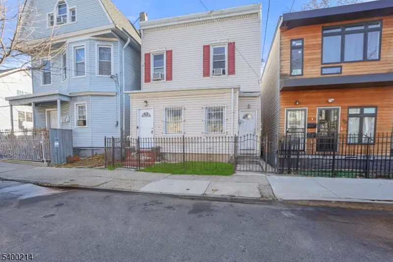 790 S 14th St, Newark, NJ 07108 - #2