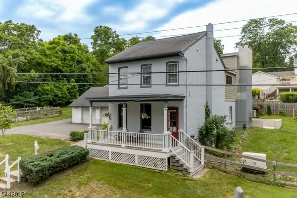 67 Douglas St, Lambertville City, NJ 08530