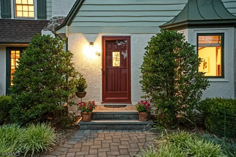 35 Woodland Road, Millburn, NJ 07078 - #3