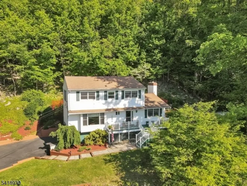 629 W Shore Trl, Lake Mohawk, NJ 07871 - #3