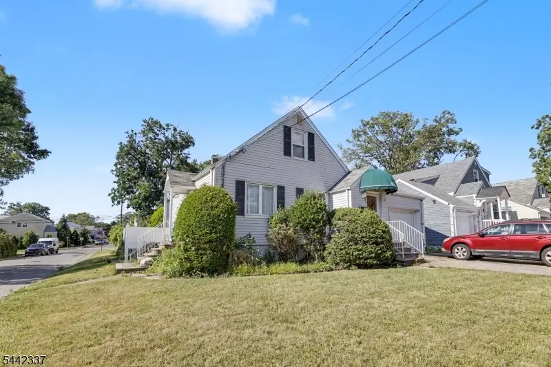 55 Stillman Ave, Bergenfield, NJ 07621 - #3
