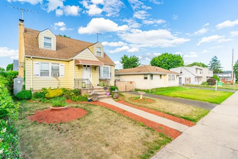 230-232 Sherwood Ave, Paterson, NJ 07502 - #3