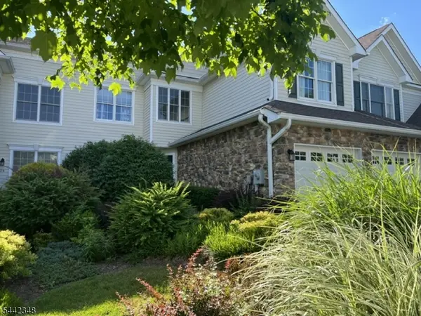 22 Briar Ct, Hardyston Twp., NJ 07419