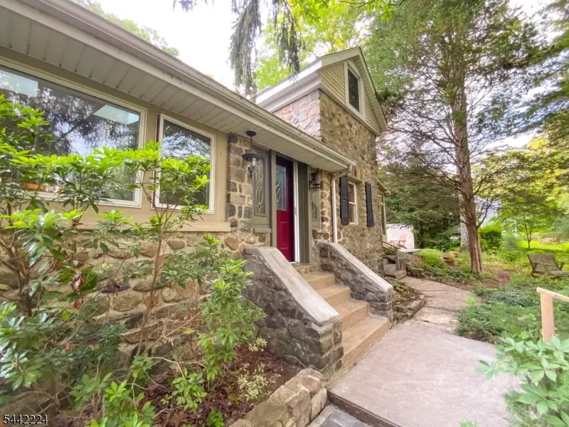 91 W Glen Rd, Denville, NJ 07834 - #1