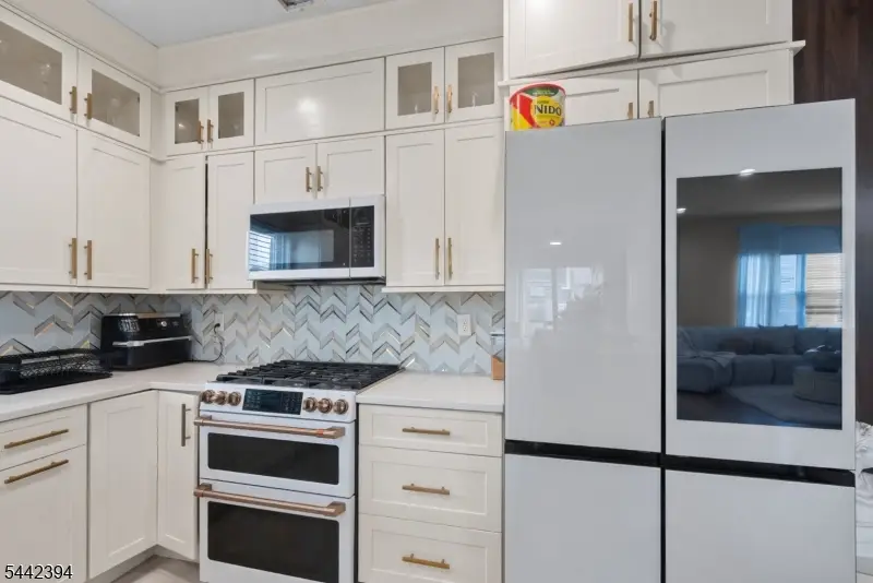 461 1st Ave, Elizabeth, NJ 07206 - #3