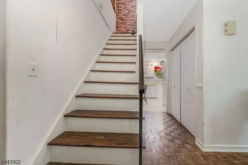 270 Andersen Rd, Holland, NJ 08848 - #3