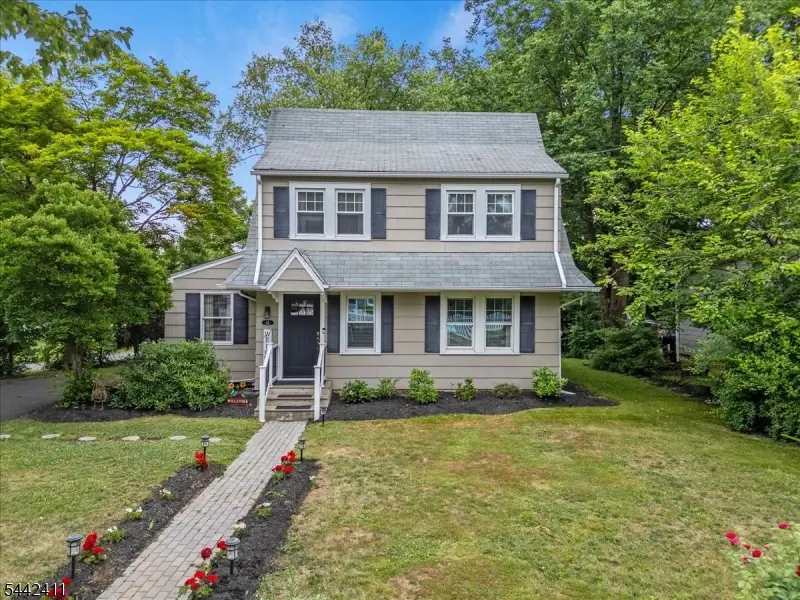 12 Dayton Cres, Bernardsville, NJ 07924 - #1