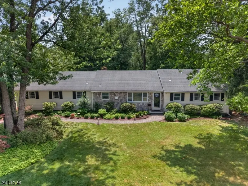 653 Foothill Rd, Green Knoll, NJ 08807 - #2