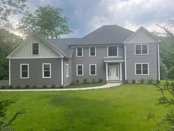22 Furnace Rd, Chester Twp., NJ 07930