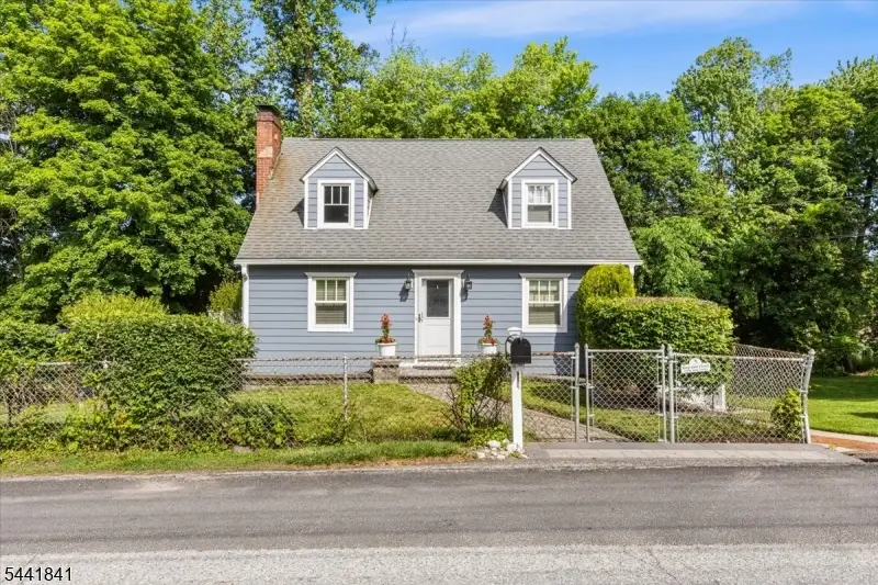 231 Sussex Ave, Andover, NJ 07860 - #2