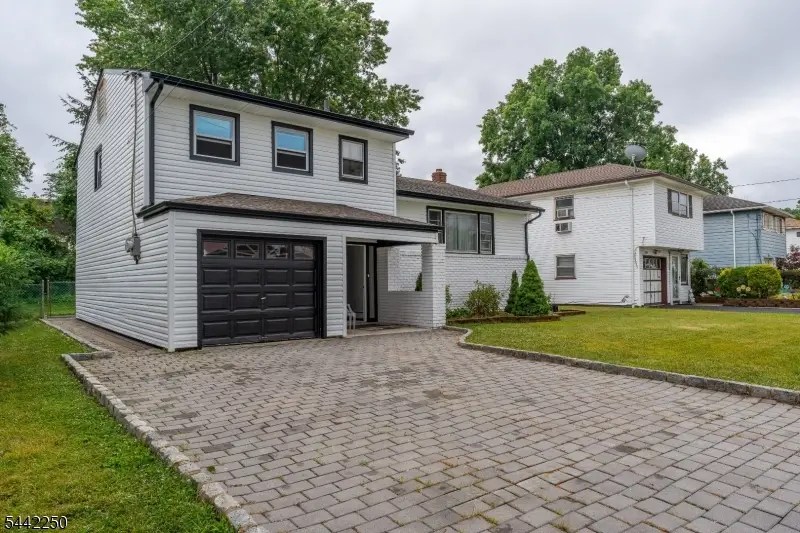 2798 Allen Ave, Union, NJ 07083 - #2