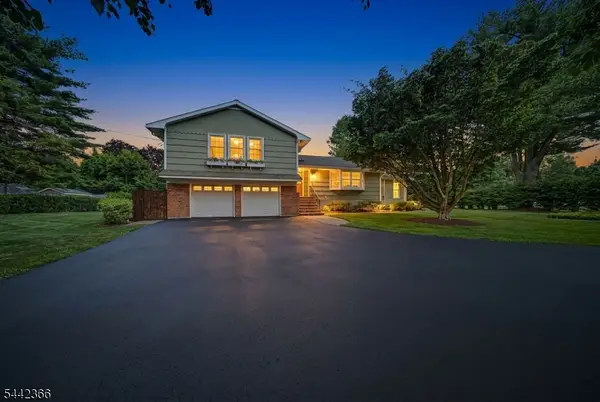 28 Lyonsville Rd, Rockaway Twp., NJ 07005