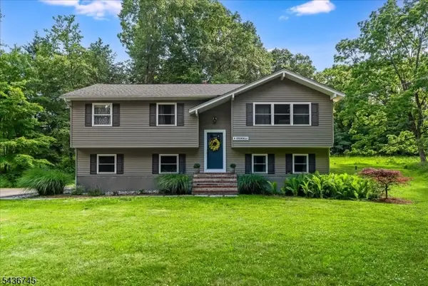 9 Wehrli Rd, Washington Twp., NJ 07853