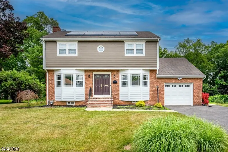162 Mali Dr, North Plainfield, NJ 07062 - #1