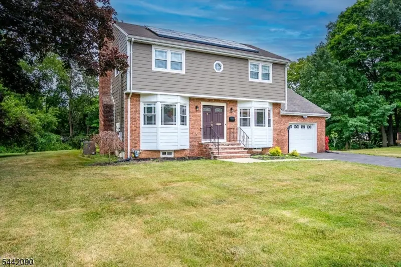 162 Mali Dr, North Plainfield, NJ 07062 - #3