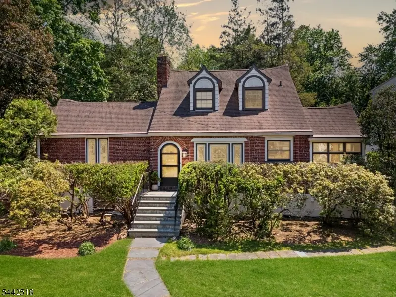 201 Little Falls Rd, Cedar Grove, NJ 07009 - #1