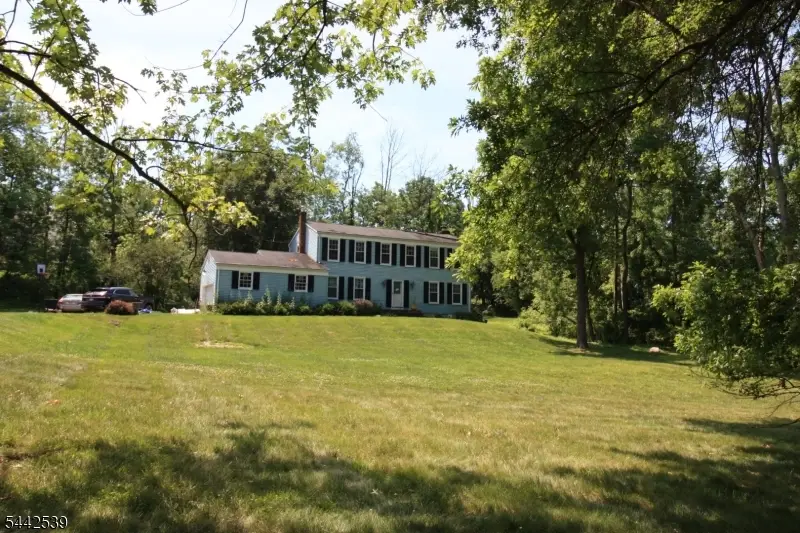 10 John Dr, Clinton, NJ 08801 - #3