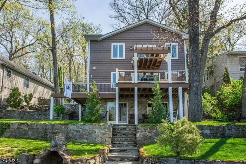 393 Lakeview Ave, Ringwood, NJ 07456 - #2