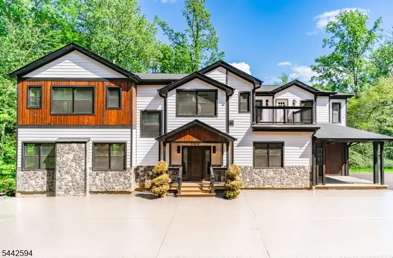 49 Northwood Rd, Hopatcong, NJ 07849 - #2