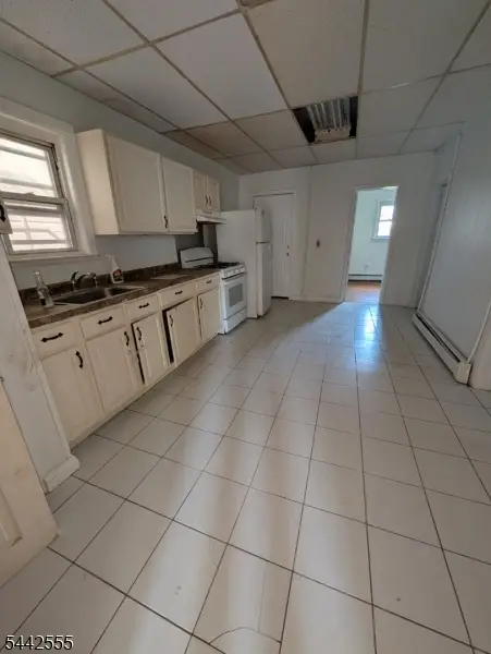 66 Erie St, Elizabethport, NJ 07206 - #2