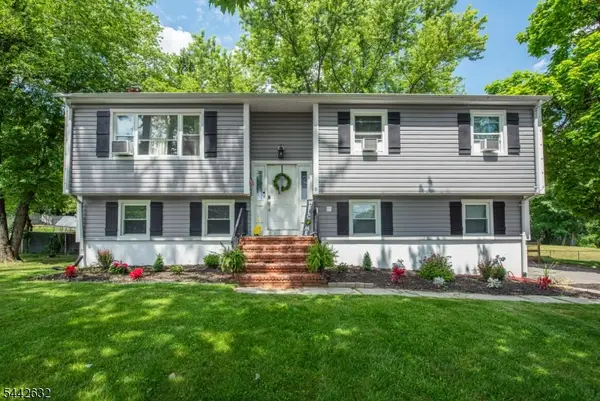 6 Parkview Dr, Mansfield Twp., NJ 07840