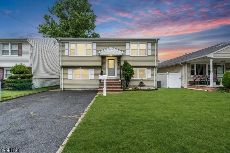 364 Franklin Ave, Kenilworth, NJ 07033 - #1
