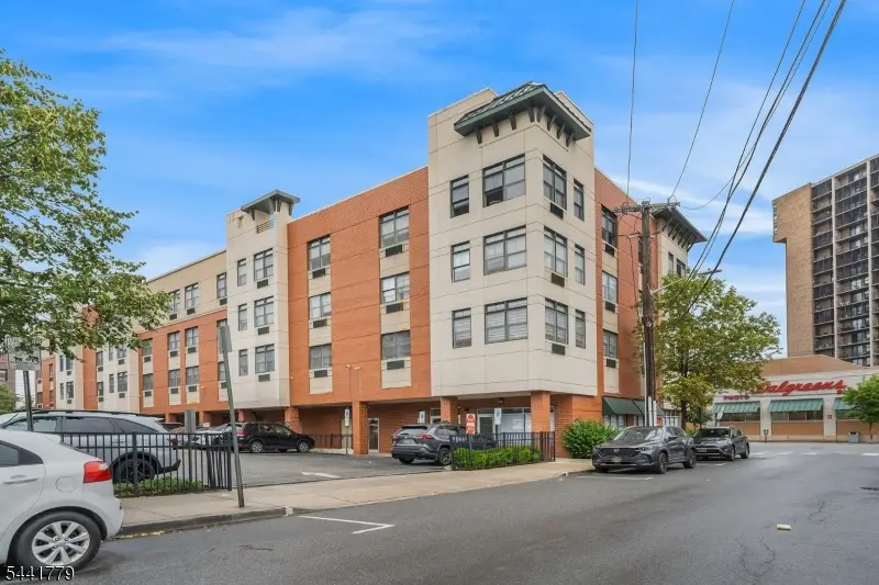 9252 Kennedy Blvd, North Bergen, NJ 07047 - #1