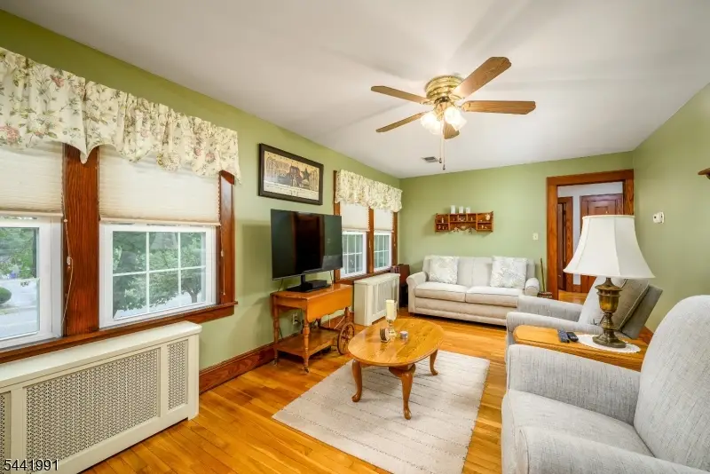 1168 Lake Ave #2, Clark, NJ 07066 - #3