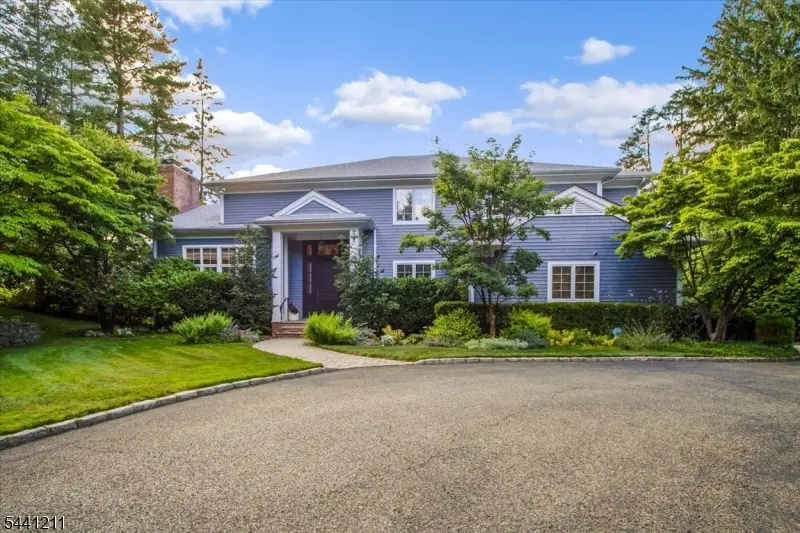 2 Denman Ct, Millburn, NJ 07078 - #3