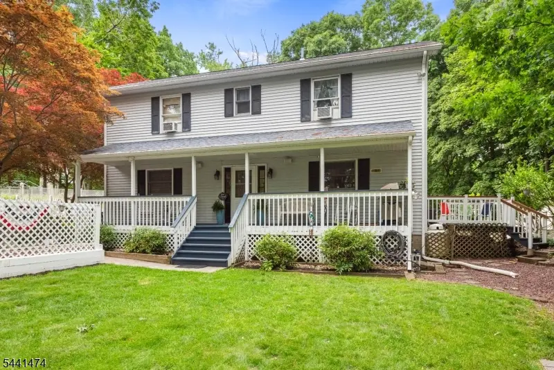 136 Jefferson Trl, Hopatcong, NJ 07843 - #2
